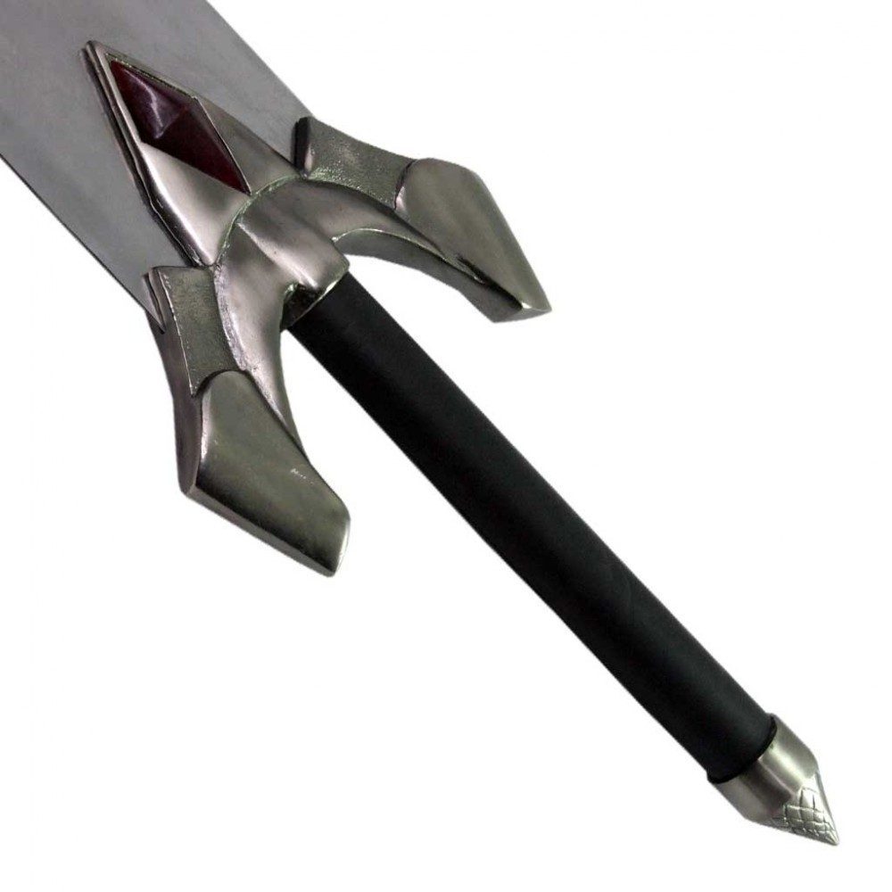 final-fantasy-cloud-ultima-weapon-sword-2.jpeg